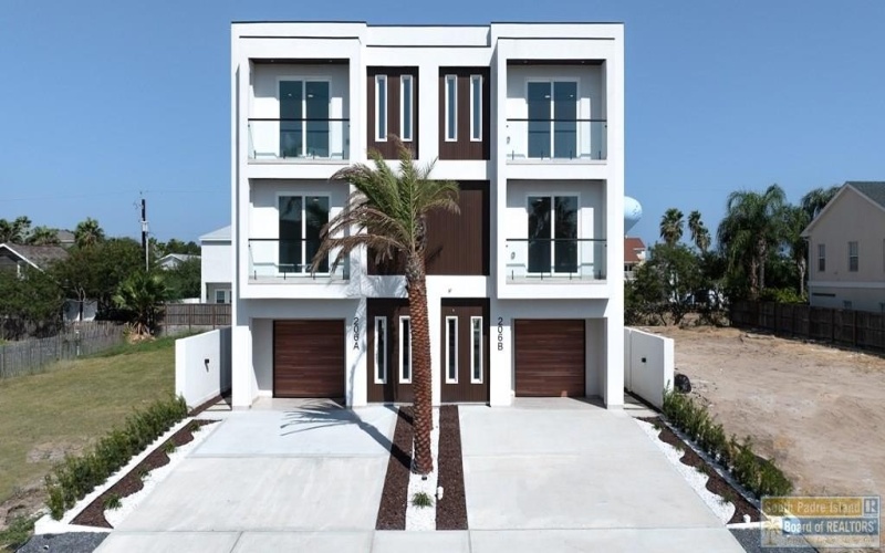 206 Atol St. #A, South Padre Island, TX 78597, 5 Habitaciones Habitaciones , ,5 BañosBaños,Residential,En Venta,206 Atol St.,0,104266