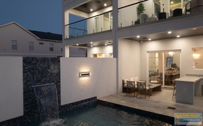 206 Atol St. #A, South Padre Island, TX 78597, 5 Habitaciones Habitaciones , ,5 BañosBaños,Residential,En Venta,206 Atol St.,0,104266