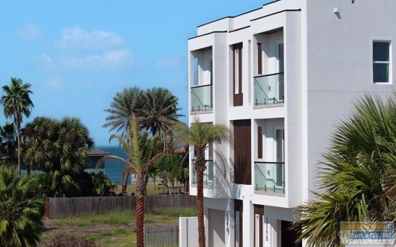 206 Atol St. #A, South Padre Island, TX 78597, 5 Habitaciones Habitaciones , ,5 BañosBaños,Residential,En Venta,206 Atol St.,0,104266