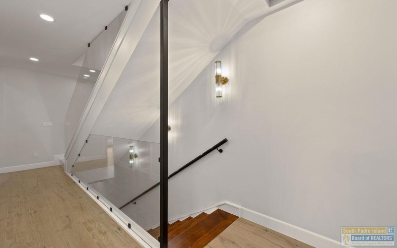 206 Atol St., South Padre Island, TX 78597, 5 Bedrooms Bedrooms, ,5 BathroomsBathrooms,Residential,For Sale,206 Atol St.,0,104267