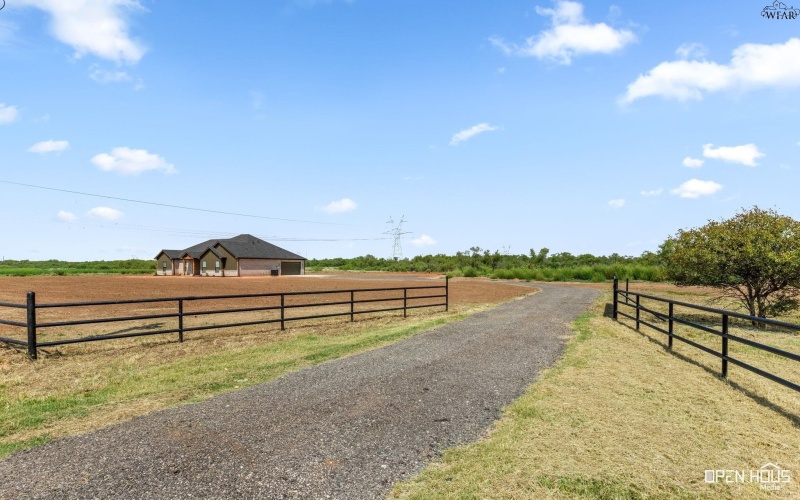 1750 FORD ROAD, Holliday, TX 76366, 4 Habitaciones Habitaciones , ,2 BañosBaños,Residential,En Venta,1750 FORD ROAD,0,180266
