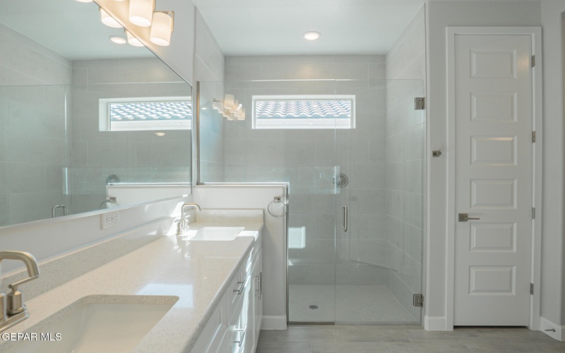 717 Paseo Clasico Street, Horizon City, TX 79928, 4 Habitaciones Habitaciones , ,2 BañosBaños,Residential,En Venta,717 Paseo Clasico Street,0,928130