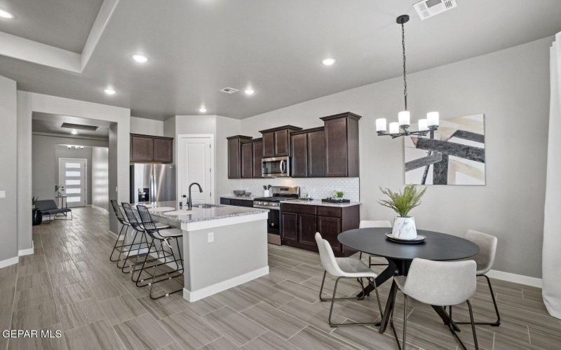 13305 Emerald Water Court, El Paso, TX 79928, 4 Habitaciones Habitaciones , ,2 BañosBaños,Residential,En Venta,13305 Emerald Water Court,0,928138