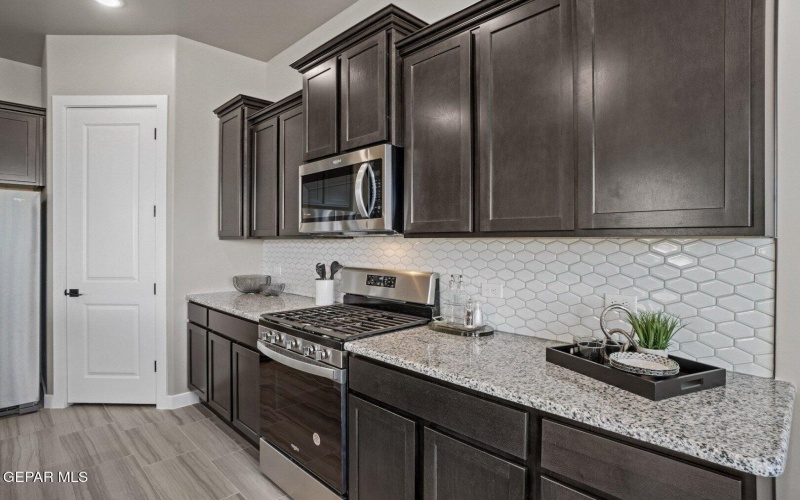 13305 Emerald Water Court, El Paso, TX 79928, 4 Habitaciones Habitaciones , ,2 BañosBaños,Residential,En Venta,13305 Emerald Water Court,0,928138