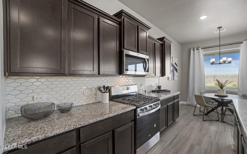 13305 Emerald Water Court, El Paso, TX 79928, 4 Habitaciones Habitaciones , ,2 BañosBaños,Residential,En Venta,13305 Emerald Water Court,0,928138