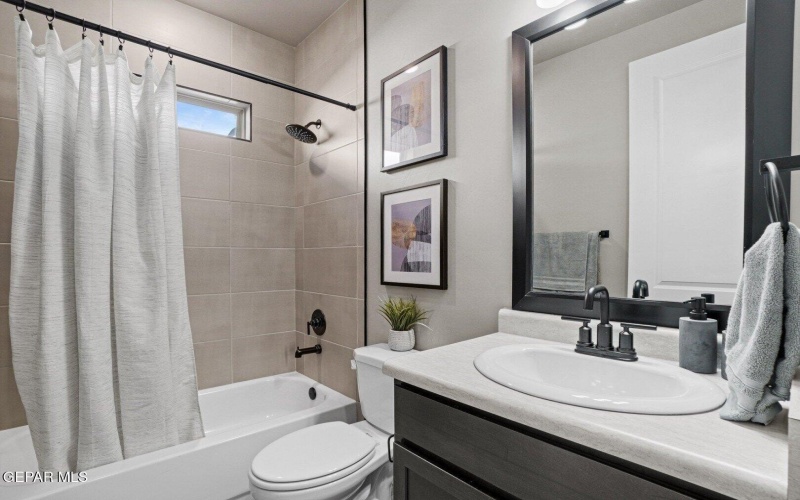 13305 Emerald Water Court, El Paso, TX 79928, 4 Habitaciones Habitaciones , ,2 BañosBaños,Residential,En Venta,13305 Emerald Water Court,0,928138