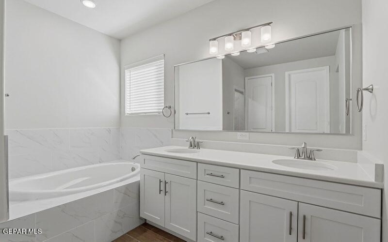 713 Paseo De La Reina Street, Horizon City, TX 79928, 3 Habitaciones Habitaciones , ,2 BañosBaños,Residential,En Venta,713 Paseo De La Reina Street,0,929589