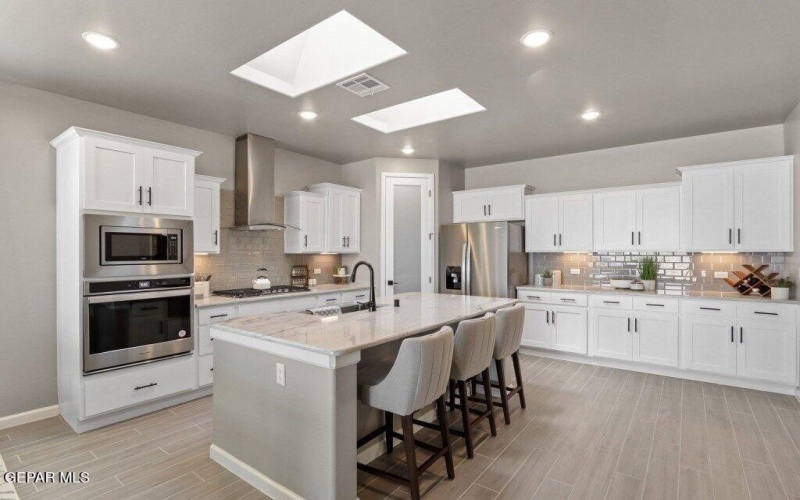 713 Paseo De La Reina Street, Horizon City, TX 79928, 3 Bedrooms Bedrooms, ,2 BathroomsBathrooms,Residential,For Sale,713 Paseo De La Reina Street,0,929589