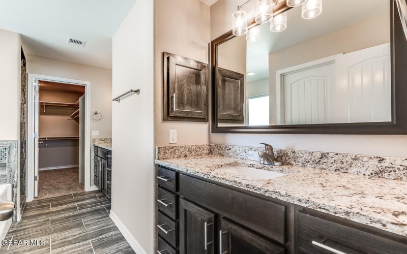 14337 Steve Joyce Parkway, Horizon City, TX 79928, 6 Habitaciones Habitaciones , ,3 BañosBaños,Residential,En Venta,14337 Steve Joyce Parkway,919291