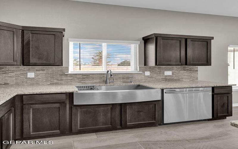 14337 Steve Joyce Parkway, Horizon City, TX 79928, 6 Habitaciones Habitaciones , ,3 BañosBaños,Residential,En Venta,14337 Steve Joyce Parkway,919291