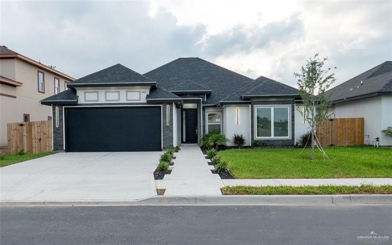 402 N 30th Street, Hidalgo, TX 78557, 3 Bedrooms Bedrooms, ,2 BathroomsBathrooms,Residential,For Sale,402 N 30th Street,0,480455