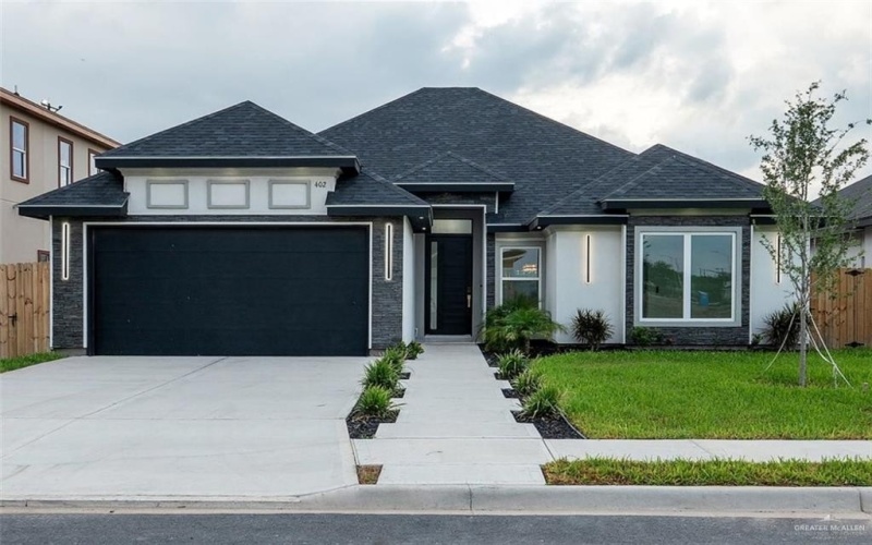 402 N 30th Street, Hidalgo, TX 78557, 3 Habitaciones Habitaciones , ,2 BañosBaños,Residential,En Venta,402 N 30th Street,0,480455