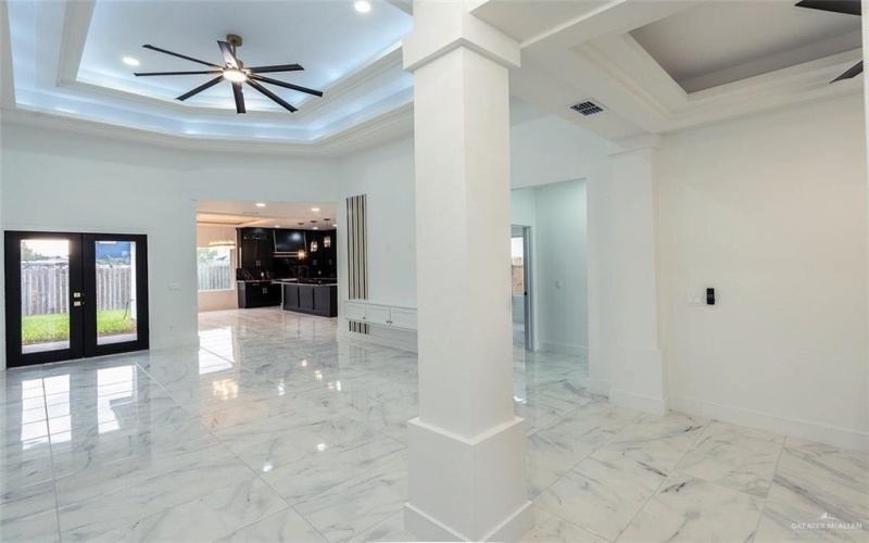 402 N 30th Street, Hidalgo, TX 78557, 3 Bedrooms Bedrooms, ,2 BathroomsBathrooms,Residential,For Sale,402 N 30th Street,0,480455