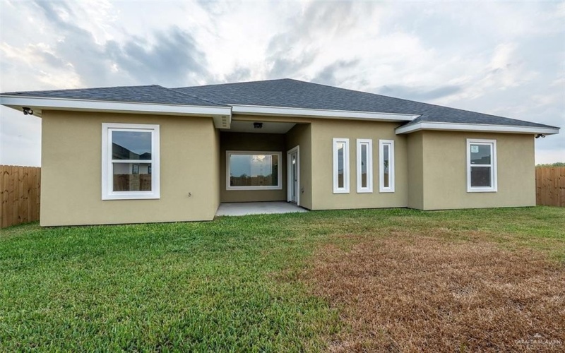 401 N 30th Street, Hidalgo, TX 78557, 4 Bedrooms Bedrooms, ,2 BathroomsBathrooms,Residential,For Sale,401 N 30th Street,0,480457