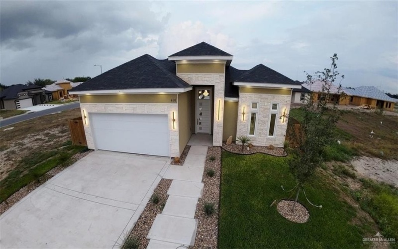 401 N 30th Street, Hidalgo, TX 78557, 4 Habitaciones Habitaciones , ,2 BañosBaños,Residential,En Venta,401 N 30th Street,0,480457