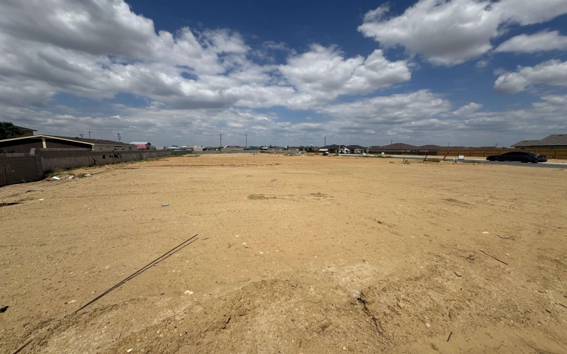 2812 Adamsville, Laredo, TX 78046, 3 Habitaciones Habitaciones , ,2 BañosBaños,Residential,En Venta,2812 Adamsville,0,20253965