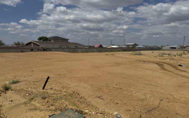 2814 Adamsville, Laredo, TX 78046, 4 Habitaciones Habitaciones , ,2 BañosBaños,Residential,En Venta,2814 Adamsville,0,20253966