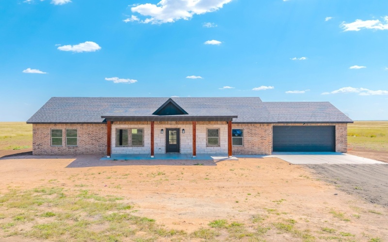 3045 W Hungate Road, Canyon, TX 79015, 3 Bedrooms Bedrooms, ,2 BathroomsBathrooms,Residential,For Sale,3045 W Hungate Road,0,25-7855
