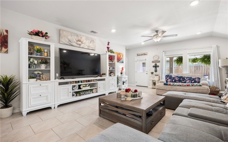 2318 Delightful, Corpus Christi, TX 78418, 4 Bedrooms Bedrooms, ,2 BathroomsBathrooms,Residential,For Sale,2318 Delightful,0,464617