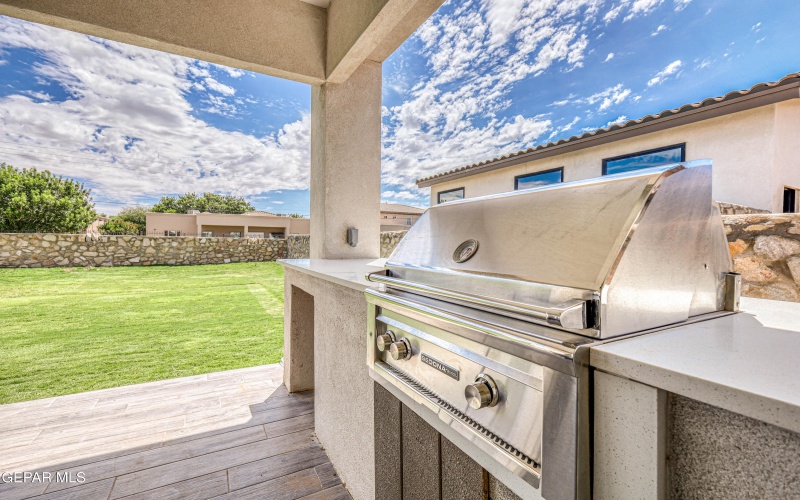 5620 River Run Street, El Paso, TX 79932, 4 Habitaciones Habitaciones , ,3 BañosBaños,Residential,En Venta,5620 River Run Street,0,927613