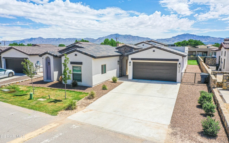 5620 River Run Street, El Paso, TX 79932, 4 Habitaciones Habitaciones , ,3 BañosBaños,Residential,En Venta,5620 River Run Street,0,927613