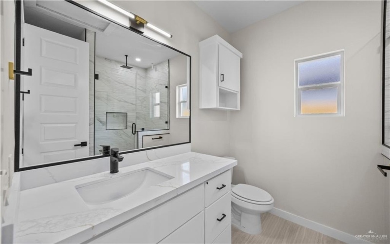 5808 N Playa Del Sol Street, Edinburg, TX 78542, 3 Bedrooms Bedrooms, ,2 BathroomsBathrooms,Residential,For Sale,5808 N Playa Del Sol Street,0,480571