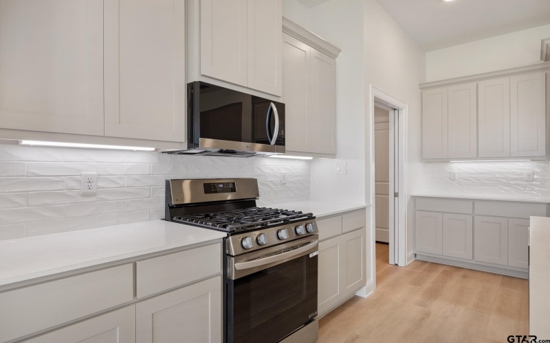 288 August Drive, Bullard, TX 75757, 3 Habitaciones Habitaciones , ,2 BañosBaños,Residential,En Venta,288 August Drive,0,25013638