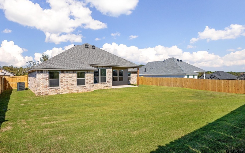 288 August Drive, Bullard, TX 75757, 3 Habitaciones Habitaciones , ,2 BañosBaños,Residential,En Venta,288 August Drive,0,25013638