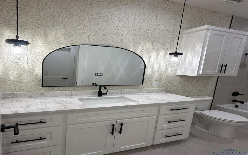 190 Thorn Briar Trail, Longview, TX 75602, 4 Habitaciones Habitaciones , ,3 BañosBaños,Residential,En Venta,190 Thorn Briar Trail,0,20256206