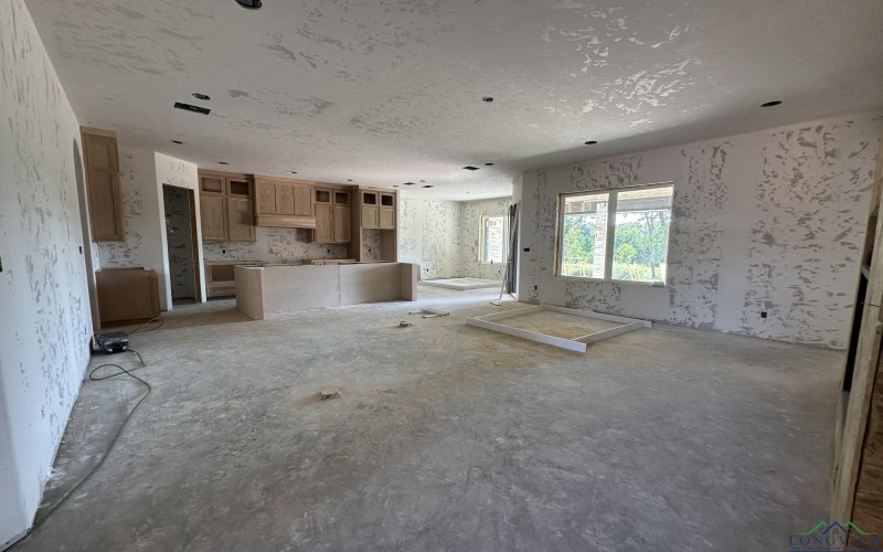 190 Thorn Briar Trail, Longview, TX 75602, 4 Bedrooms Bedrooms, ,3 BathroomsBathrooms,Residential,For Sale,190 Thorn Briar Trail,0,20256206
