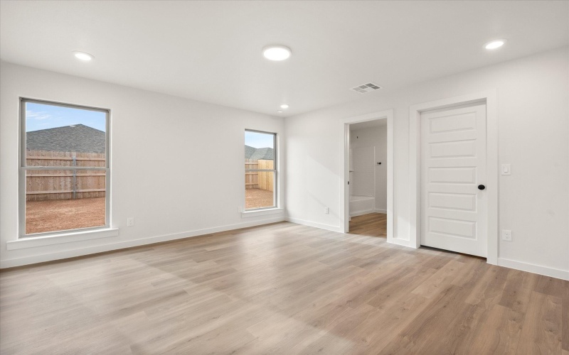 6006 Virginia Avenue, Lubbock, TX 79407, 3 Bedrooms Bedrooms, ,2 BathroomsBathrooms,Residential,For Sale,6006 Virginia Avenue,0,202560225