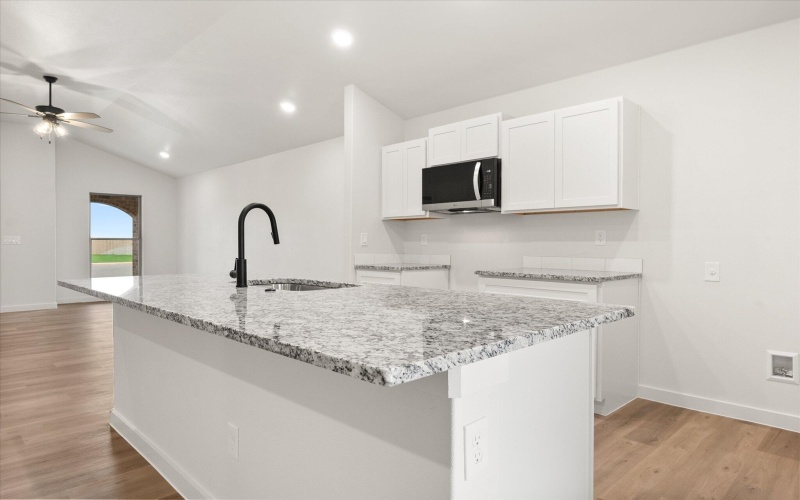 6006 Virginia Avenue, Lubbock, TX 79407, 3 Bedrooms Bedrooms, ,2 BathroomsBathrooms,Residential,For Sale,6006 Virginia Avenue,0,202560225