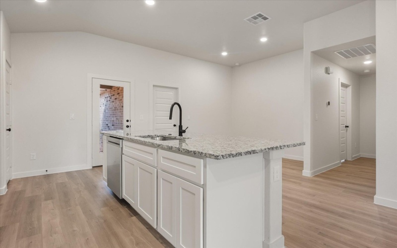 2023 Cottonwood Avenue, Wolfforth, TX 79382, 3 Habitaciones Habitaciones , ,2 BañosBaños,Residential,En Venta,2023 Cottonwood Avenue,0,202560228
