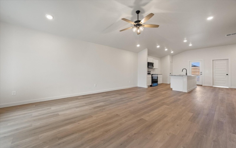 2023 Cottonwood Avenue, Wolfforth, TX 79382, 3 Habitaciones Habitaciones , ,2 BañosBaños,Residential,En Venta,2023 Cottonwood Avenue,0,202560228