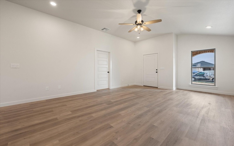 2023 Cottonwood Avenue, Wolfforth, TX 79382, 3 Habitaciones Habitaciones , ,2 BañosBaños,Residential,En Venta,2023 Cottonwood Avenue,0,202560228