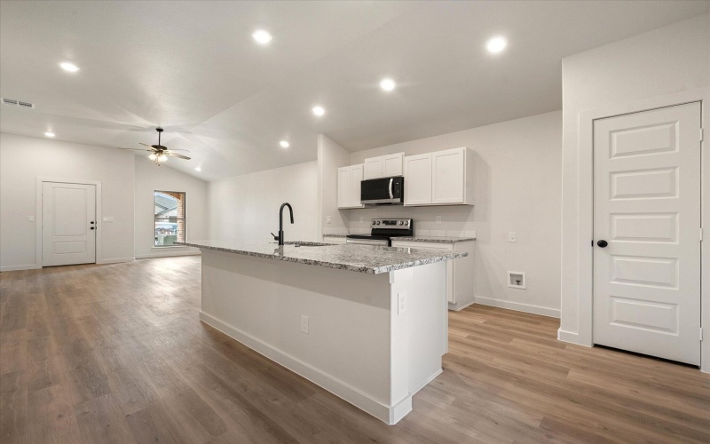 2023 Cottonwood Avenue, Wolfforth, TX 79382, 3 Habitaciones Habitaciones , ,2 BañosBaños,Residential,En Venta,2023 Cottonwood Avenue,0,202560228