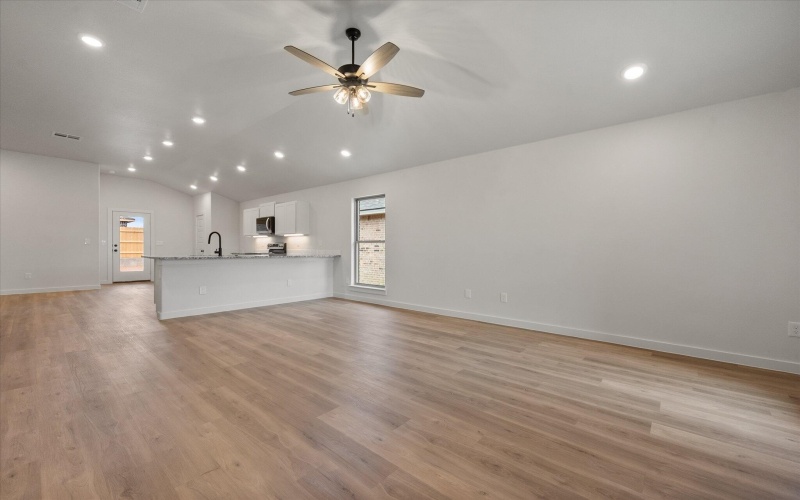 2025 Cottonwood Avenue, Wolfforth, TX 79382, 3 Habitaciones Habitaciones , ,2 BañosBaños,Residential,En Venta,2025 Cottonwood Avenue,0,202560230