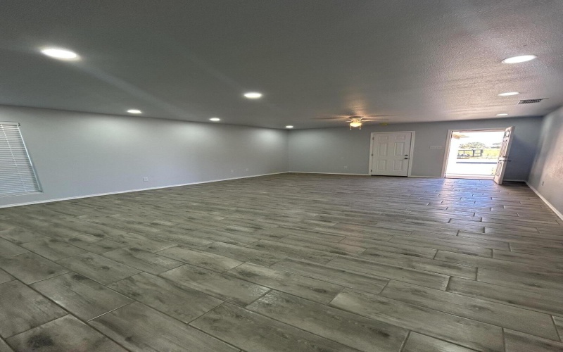 8413 10th Street, Lubbock, TX 79416, 3 Bedrooms Bedrooms, ,2 BathroomsBathrooms,Residential,For Sale,8413 10th Street,0,202560234