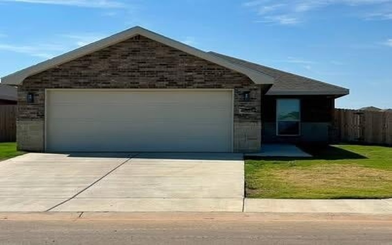8411 10th Street, Lubbock, TX 79416, 3 Bedrooms Bedrooms, ,2 BathroomsBathrooms,Residential,For Sale,8411 10th Street,0,202560236