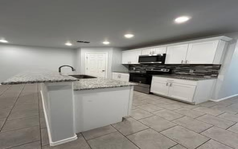 8411 10th Street, Lubbock, TX 79416, 3 Bedrooms Bedrooms, ,2 BathroomsBathrooms,Residential,For Sale,8411 10th Street,0,202560236