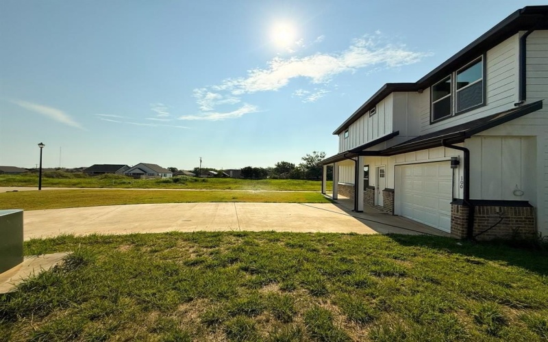 100 Rams, Sulphur Springs, TX 75482, 4 Bedrooms Bedrooms, ,2 BathroomsBathrooms,Residential,For Sale,100 Rams,0,21033064