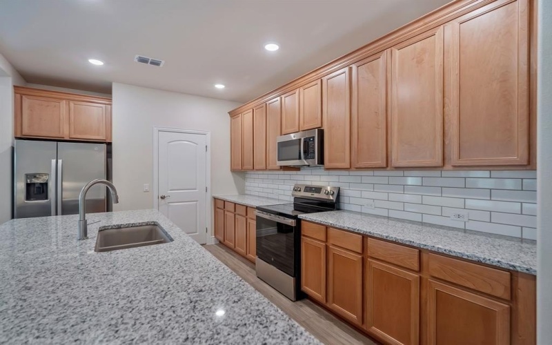 11404 Iron Bark, Denton, TX 76207, 2 Bedrooms Bedrooms, ,2 BathroomsBathrooms,Residential,For Sale,11404 Iron Bark,0,21048939