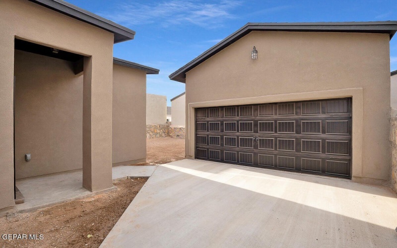 14345 Steve Joyce Parkway, Horizon City, TX 79928, 5 Bedrooms Bedrooms, ,3 BathroomsBathrooms,Residential,For Sale,14345 Steve Joyce Parkway,919304
