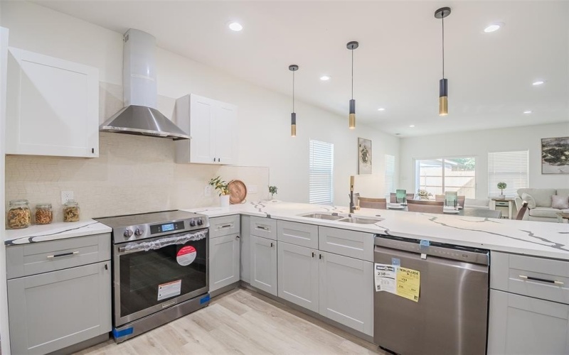 3708 Atlanta Street, Dallas, TX 75215, 4 Bedrooms Bedrooms, ,2 BathroomsBathrooms,Residential,For Sale,3708 Atlanta Street,0,21054978