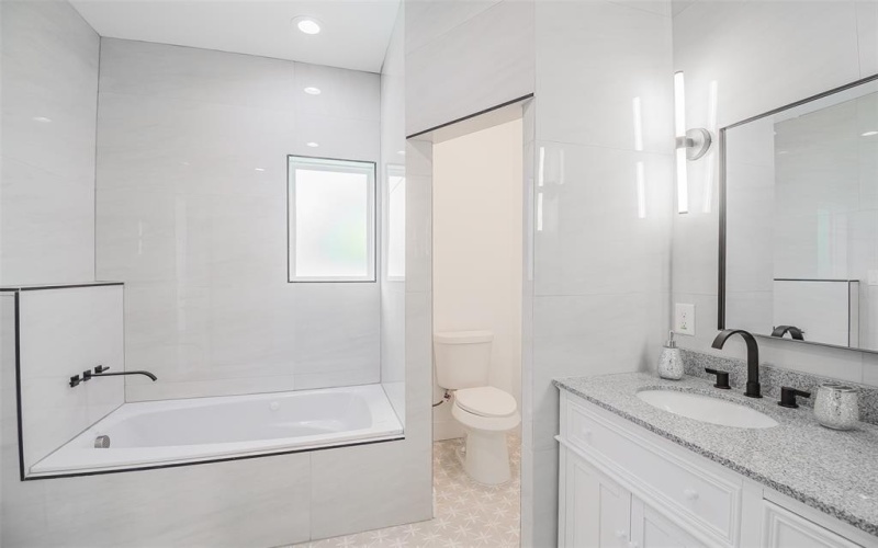 3708 Atlanta Street, Dallas, TX 75215, 4 Bedrooms Bedrooms, ,2 BathroomsBathrooms,Residential,For Sale,3708 Atlanta Street,0,21054978