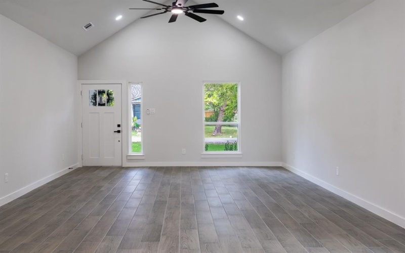 3117 Barling Street, Greenville, TX 75401, 3 Habitaciones Habitaciones , ,2 BañosBaños,Residential,En Venta,3117 Barling Street,0,21055082