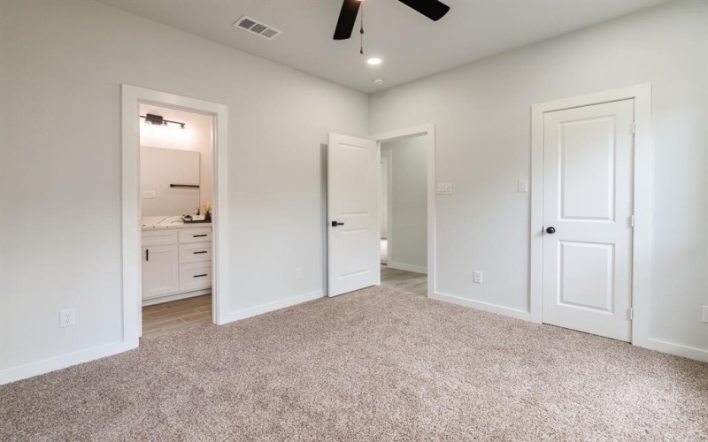 3117 Barling Street, Greenville, TX 75401, 3 Habitaciones Habitaciones , ,2 BañosBaños,Residential,En Venta,3117 Barling Street,0,21055082