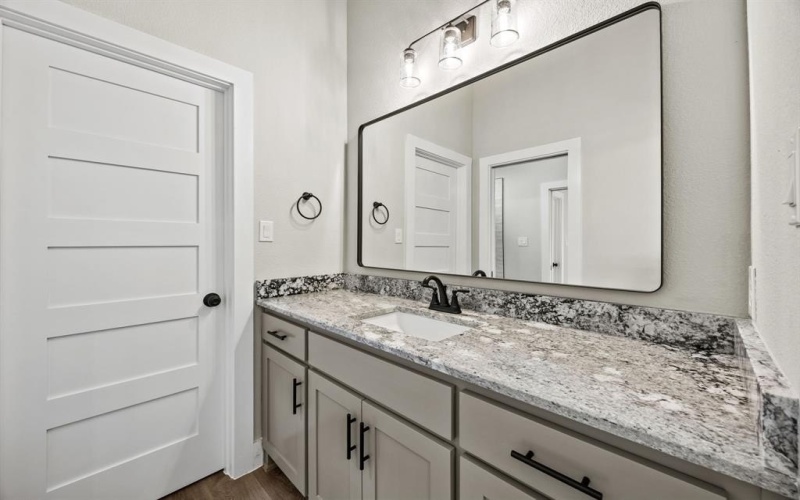 185 Dove Landing Road, Valley View, TX 76272, 3 Habitaciones Habitaciones , ,3 BañosBaños,Residential,En Venta,185 Dove Landing Road,0,21055104