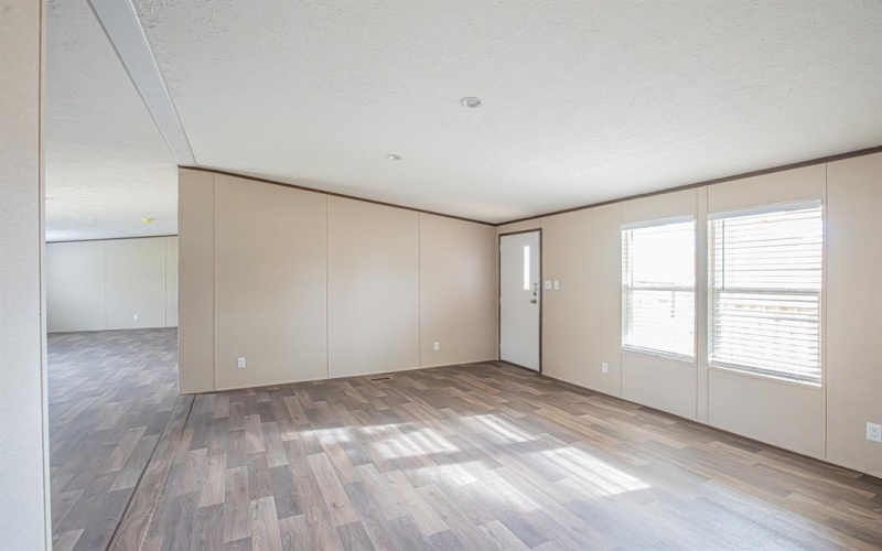 2013 Spring Court, Azle, TX 76020, 3 Habitaciones Habitaciones , ,2 BañosBaños,Residential,En Venta,2013 Spring Court,0,21055275