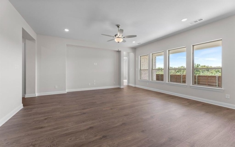 2036 Diamond Cove, Mesquite, TX 75181, 4 Habitaciones Habitaciones , ,3 BañosBaños,Residential,En Venta,2036 Diamond Cove,0,21055339